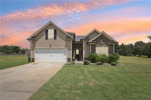 113 Richmond Dr, Carrollton, GA, 30117-8362 | Card Image