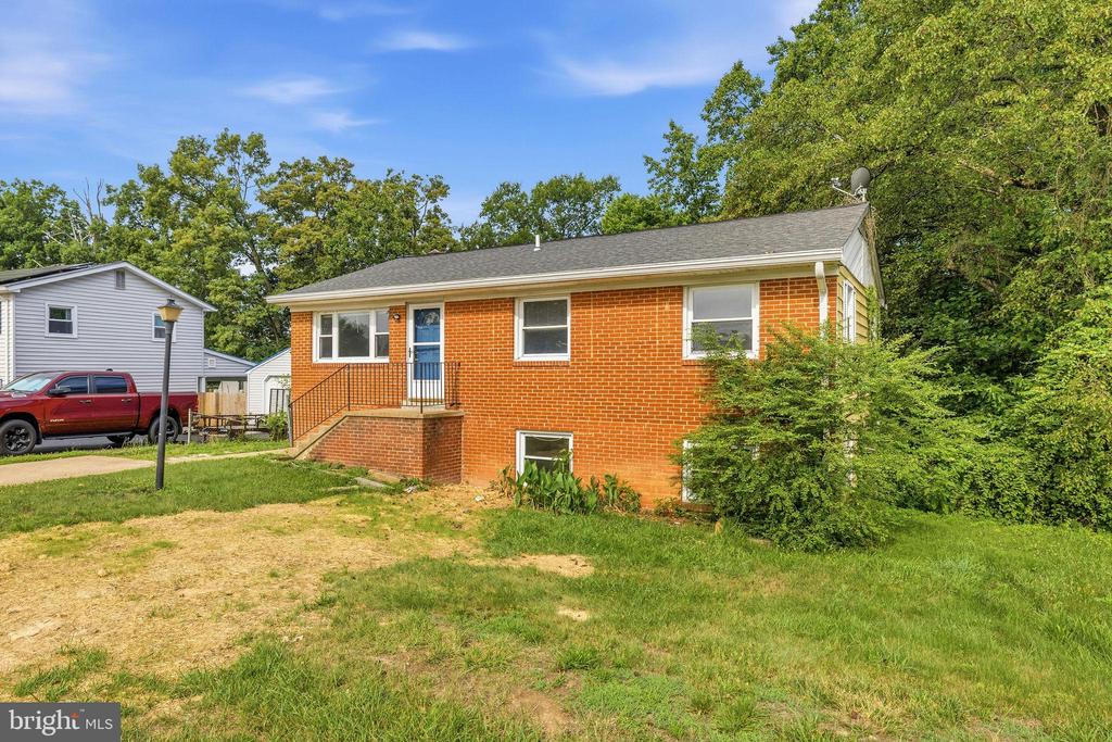 Residential Lease in WOODBRIDGE 3