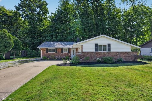 6347 Meldon Dr, Mentor, OH, 44060-2359 | Card Image
