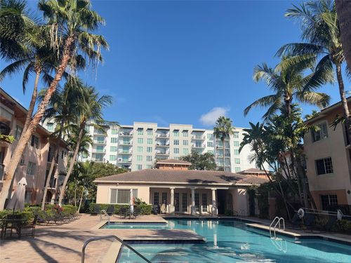 910-2119 Se 10th Ave, Fort Lauderdale, FL, 33316-4510 | Card Image