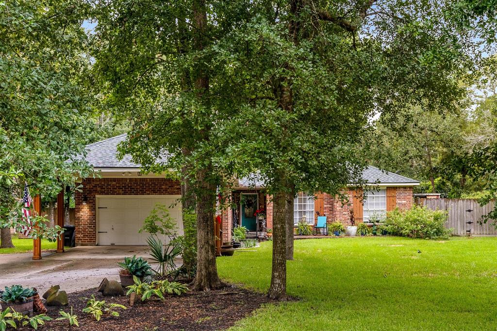 Lamesa Dr, Conroe, TX 77384