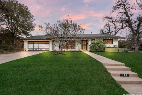 135 Meadowood Ln, San Antonio, TX, 78216-7323 | Card Image