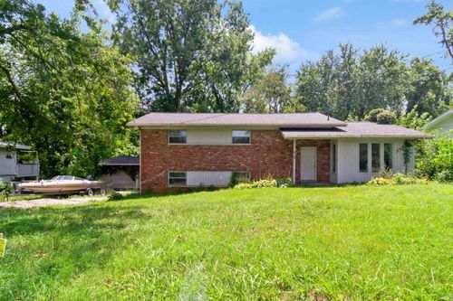 613 Treelane Dr, Newburgh, IN, 47630-1532 | Card Image