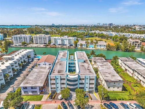 4-1165 Marseille Dr, Miami Beach, FL, 33141-6500 | Card Image