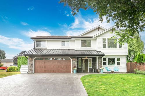 9285 211 St, Langley, BC, V1M2B2 | Card Image