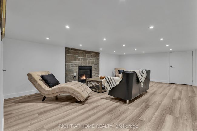 119 Sturgeon Glen Rd, House other with 3 bedrooms, 2 bathrooms and 13 parking in Fenelon Falls ON | Image 25