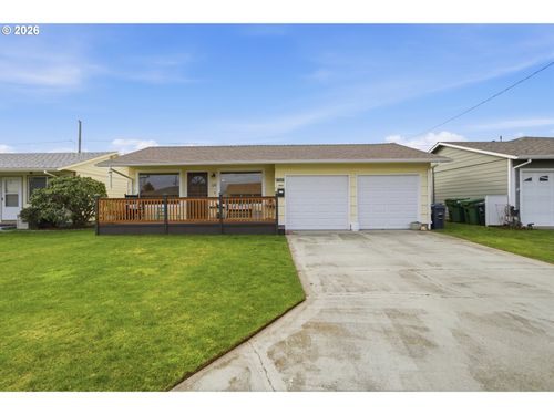 1237 Quinn Rd, Woodburn, OR, 97071-2513 | Card Image