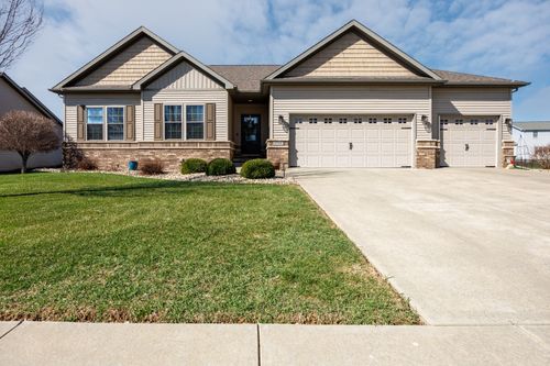 2709 Piney Run, Bloomington, IL, 61705-6457 | Card Image