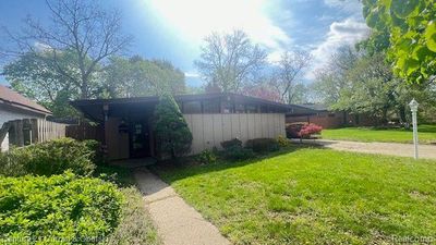 3039 Clark Street, Home with 4 bedrooms, 1 bathrooms and null parking in Wayne MI | Image 1