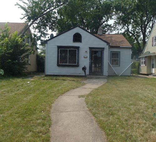 5227 N Teutonia Ave, Milwaukee, WI, 53209-4818 | Card Image