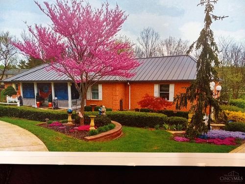 20902 Ridgecliff Ct, Lawrenceburg, IN, 47025-9214 | Card Image