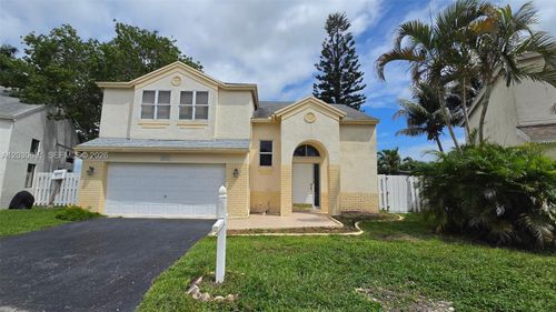 10931 Sw 10th Place, Davie, FL, 33324 | Card Image