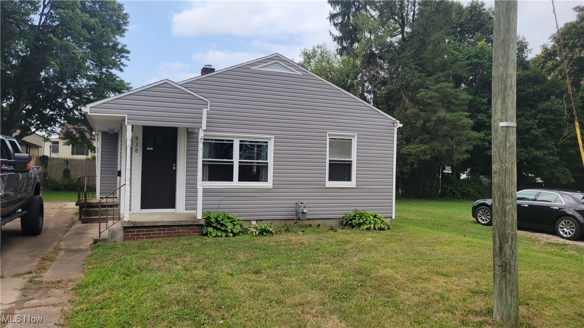 Fess St, Zanesville, OH 43701