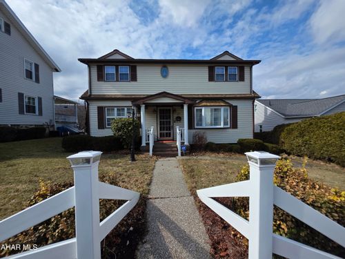 208 23rd Avenue, Altoona, PA, 16601 | Card Image