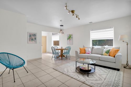 1-2-1850 Sw 24th St, Fort Lauderdale, FL, 33315-1877 | Card Image