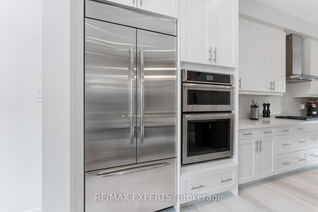 23 Carrville Woods Cir, House attached with 3 bedrooms, 4 bathrooms and 2 parking in Vaughan ON | Image 19
