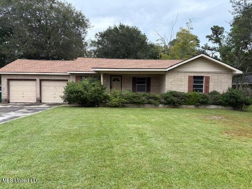 1524 Courthouse Rd, Gulfport, MS, 39507-4205 | Card Image