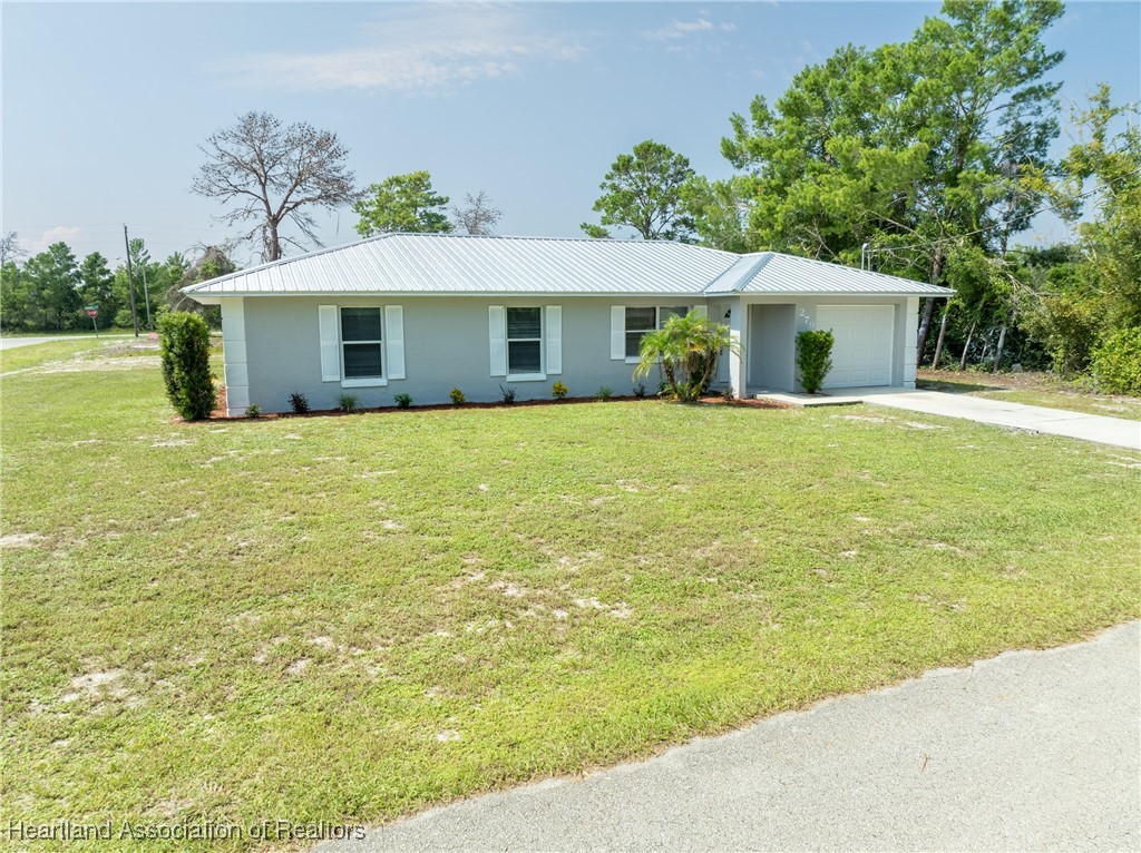 Boston Way, Lake Placid, FL 33852