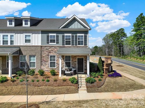 8004 Whitegrove Rd, Charlotte, NC, 28227-1610 | Card Image