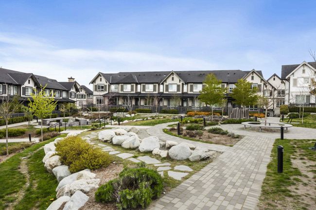 102 - 30930 Westridge Place, Townhouse with 3 bedrooms, 2 bathrooms and 2 parking in Abbotsford BC | Image 35