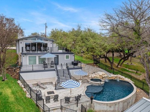 205 Beaver Cir, Horseshoe Bay, TX, 78657-7293 | Card Image