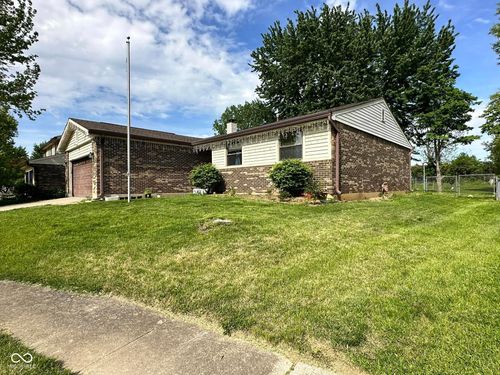 7311 Chimney Rock Ct, Indianapolis, IN, 46217-4075 | Card Image