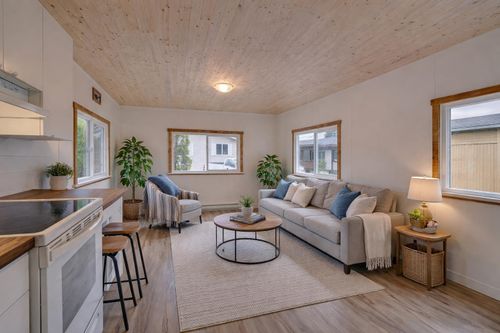 28-1413 Sunshine Coast Highway, Gibsons, BC, V0N1V5 | Card Image