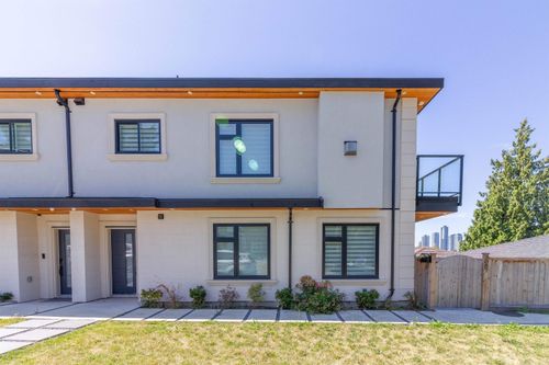 3087 Royal Oak Ave, Burnaby, BC, V5G4H5 | Card Image