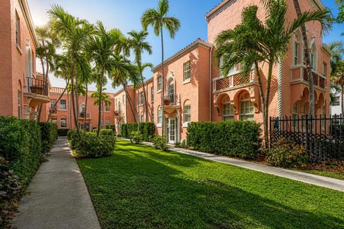 8-758 Meridian Ave, Miami Beach, FL, 33139-6139 | Card Image