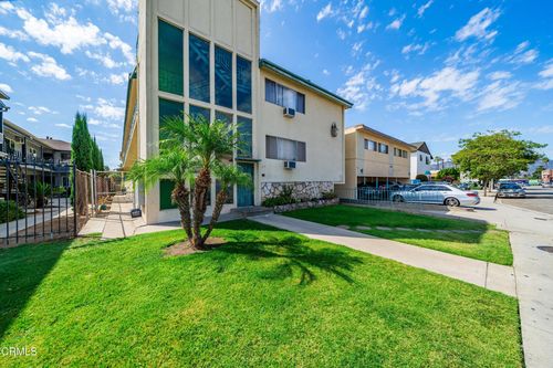 214 E Chevy Chase Drive Drive, Glendale, CA, 91205 | Card Image