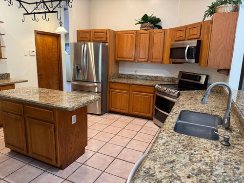 2700-2700 Nw 112th Ave, Coral Springs, FL, 33065-3542 | Card Image