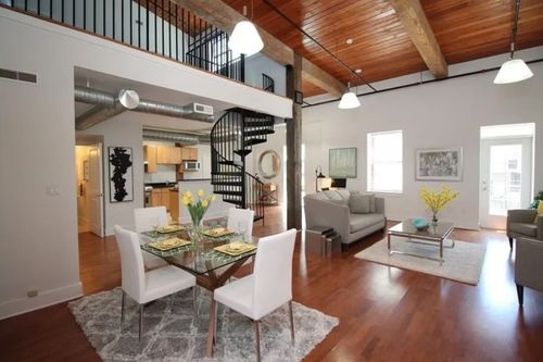 106-4 Powder Mill Sq, Andover, MA, 01810-6505 | Card Image