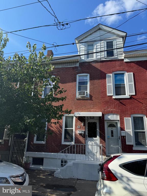 Charles St, Trenton, NJ 08611
