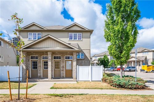 d-242 Westmeadow Dr, Kitchener, ON, N2N0A1 | Card Image