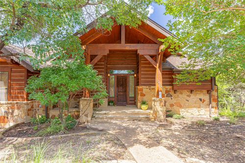 7404 Calming Ct, Jonestown, TX, 78645-4583 | Card Image
