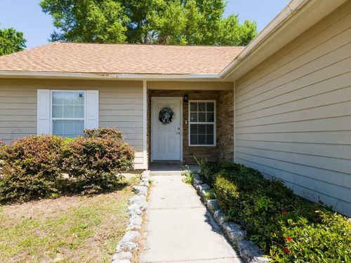 100 Roosevelt Dr, MIDWAY, FL, 32343-2202 | Card Image