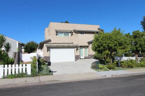 2114 Felspar, San Diego, CA, 92109 | Card Image