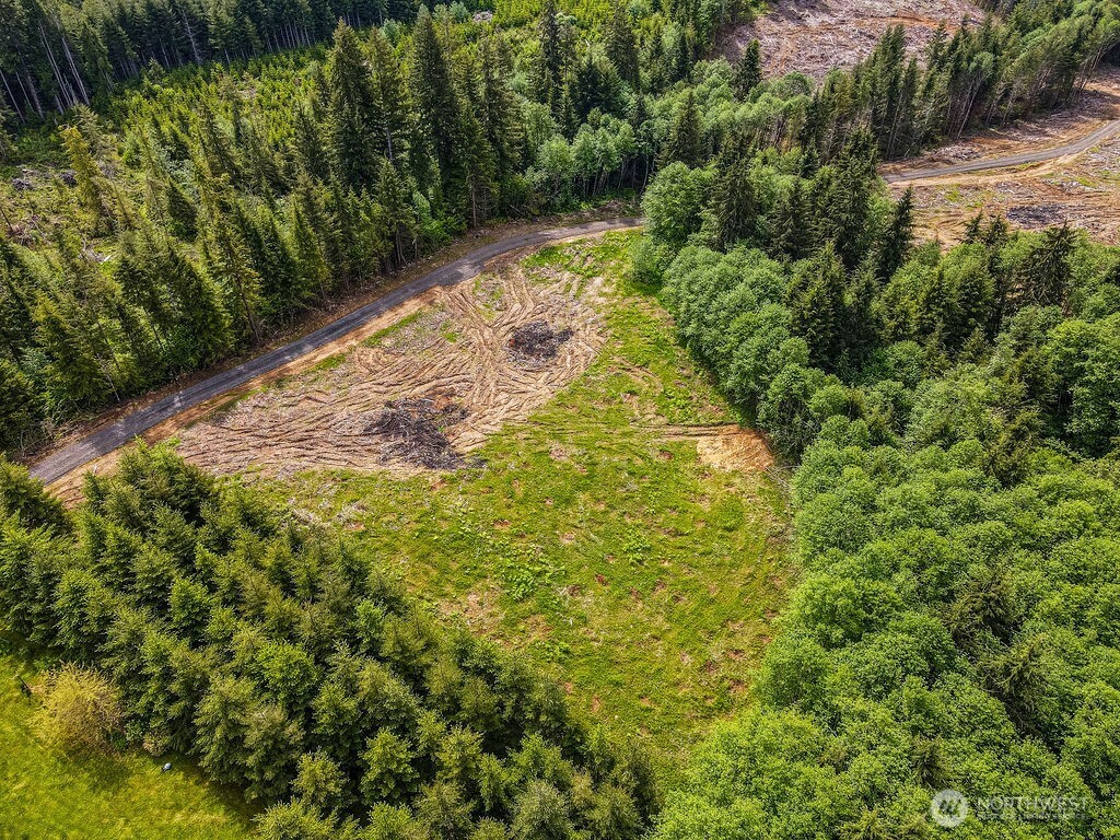 Land in Longview 4