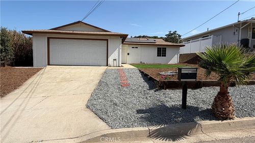 11112 Larkridge St, Santee, CA, 92071-3227 | Card Image