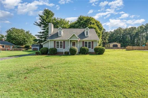 3603 Greenmeadow Ct, Tobaccoville, NC, 27050-9775 | Card Image