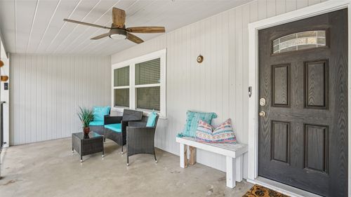 516 Hurstview Dr, Hurst, TX, 76053-6644 | Card Image