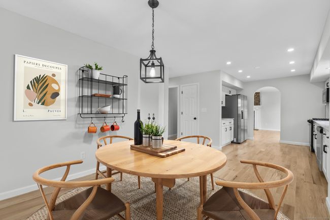 298 Summit St, House other with 3 bedrooms, 3 bathrooms and null parking in New Haven CT | Image 12