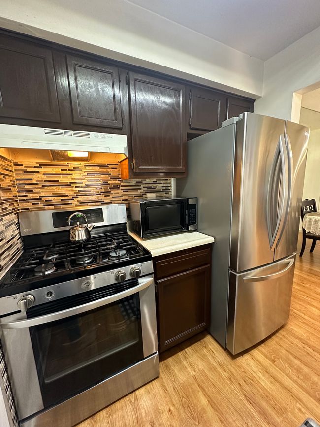 35533 Turner Dr, Condo with 3 bedrooms, 2 bathrooms and null parking in Sterling Heights MI | Image 6