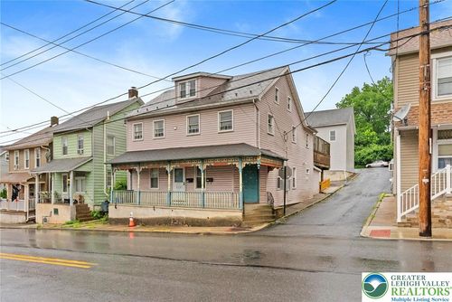424 Race St, CATASAUQUA, PA, 18032-1110 | Card Image