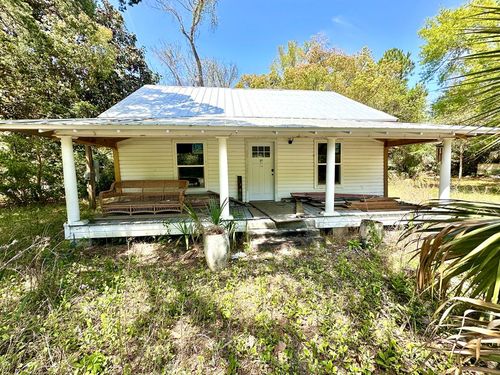 87 Martin Luther King Jr Blvd, Apalachicola, FL, 32320 | Card Image