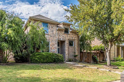 7421 Saddlehorn Dr, Frisco, TX, 75035-8952 | Card Image