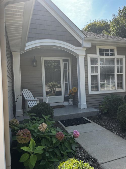 2219 Gray Oak Cv, Portage, MI, 49024-6203 | Card Image