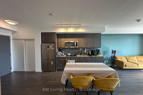 802-36 Forest Manor Rd, North York, ON, M2J0H3 | Card Image
