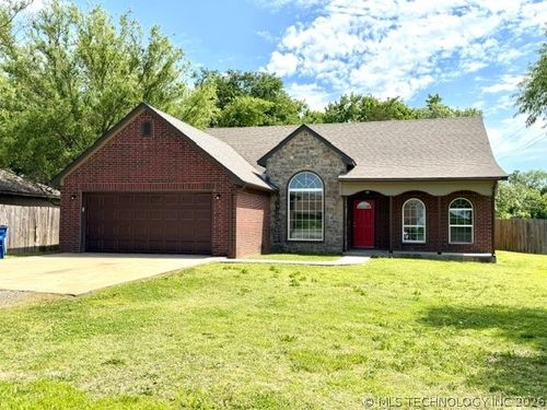 1502 2nd St, Wagoner, OK, 74467-4508 | Card Image