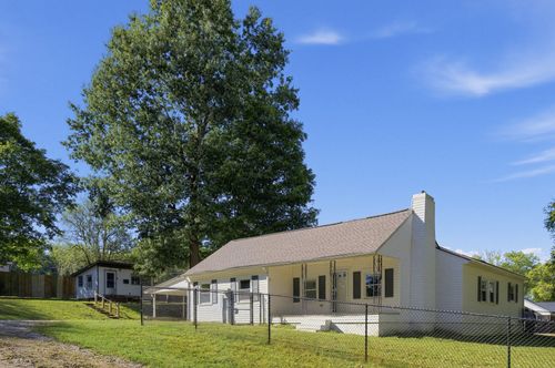 1017 Depot St, Culleoka, TN, 38451-2139 | Card Image